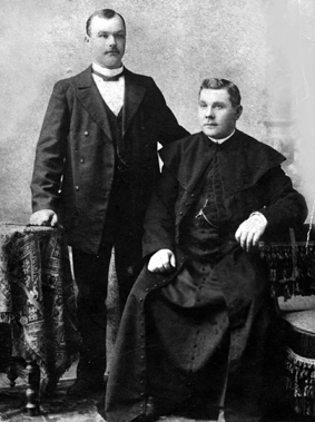 MMykolas Cicėnas (kairėje). Nuotrauka iš B. Kaluškevičiaus archyvo